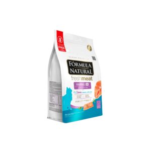 Ração Fórmula Natural FreshMeat Hairball para Gatos Adultos Sabor Salmão